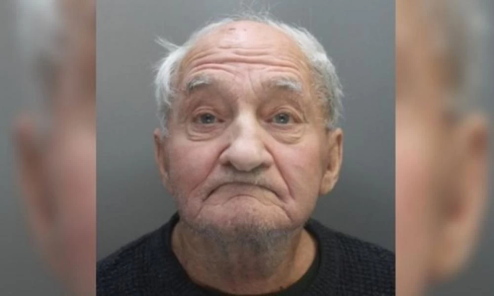 Nεκρός ηλικιωμένος μουσικός στις φυλακές της Αγγλίας